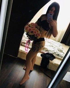 Катя — эротические фото