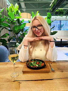 Фото Викуля 23 лет, 178 см