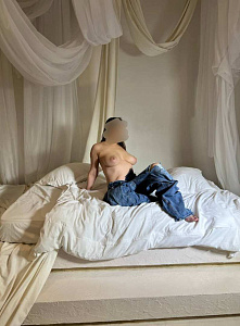 Куни в подарок — эротические фото