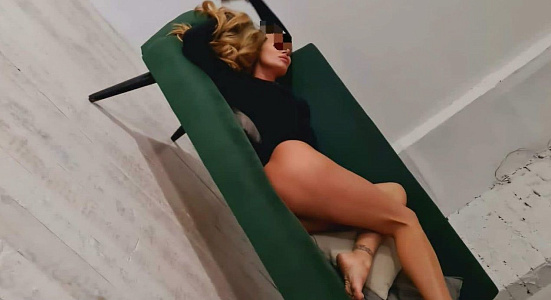 Мила — эротические фото