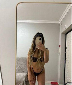 Маша — эротические фото