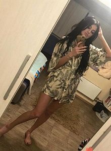 Арина — эротические фото