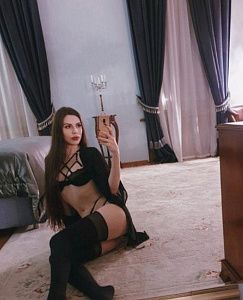 Лариса — эротические фото