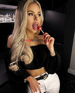 Лера вернулась!, Блондинки - фото