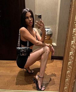 Все фото Вика - девушки по вызову